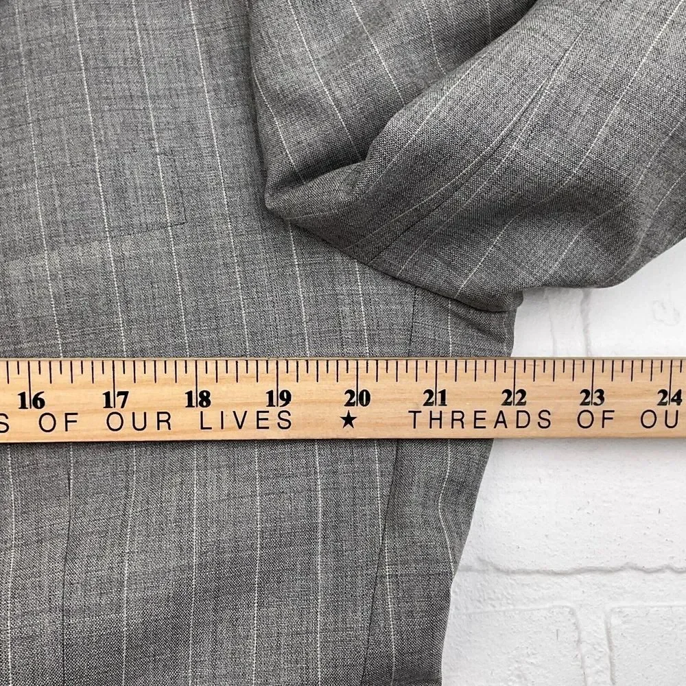 Corporate Image Tom James Suit Men 42 32Wx28L Gray White‎ Stripe Classic USA VTG